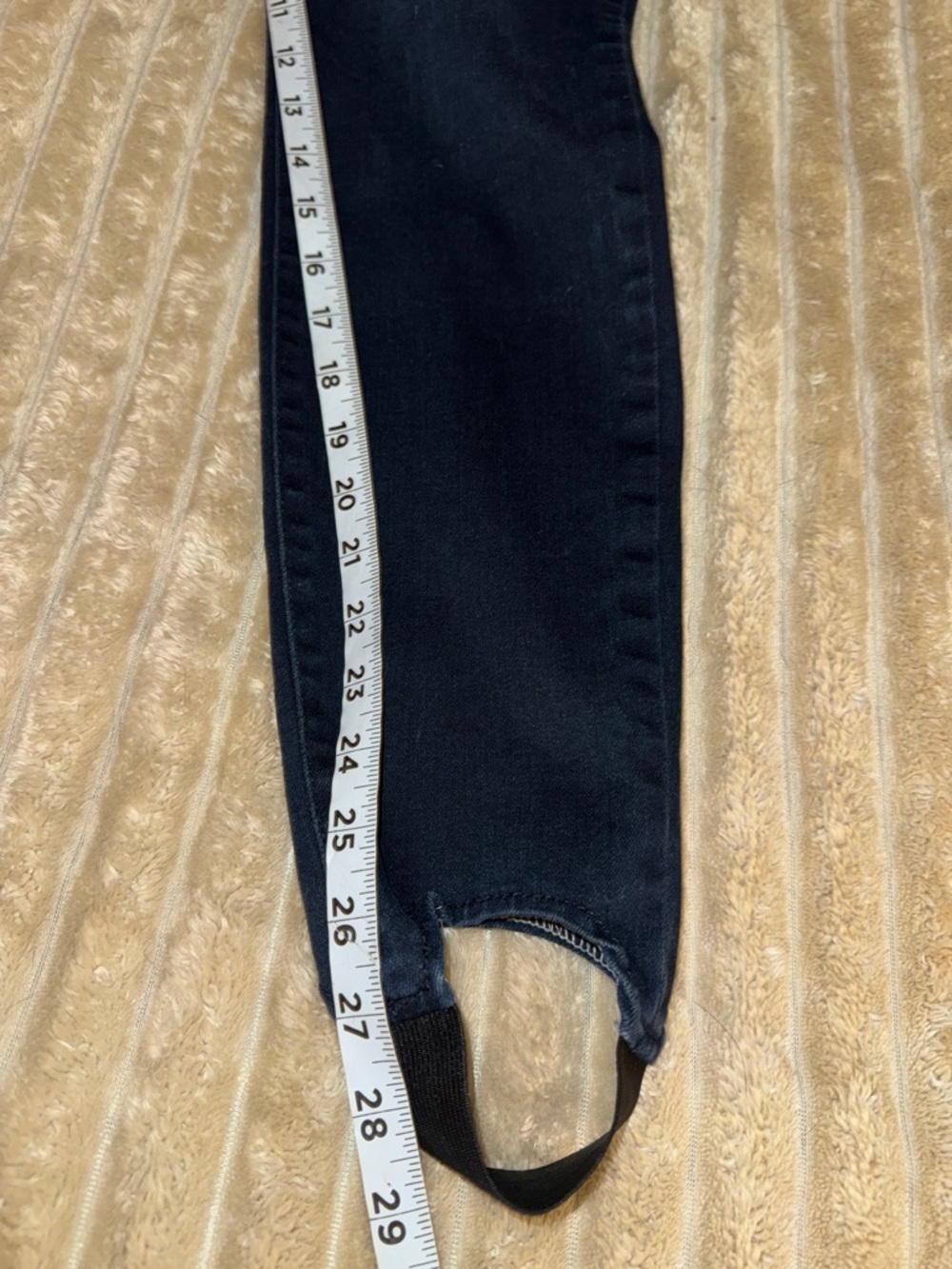 Signature Studio Women's Navy 5 Pocket STIRRUP Jeans Size 12 Wear w/ boots - Picture 9 of 9